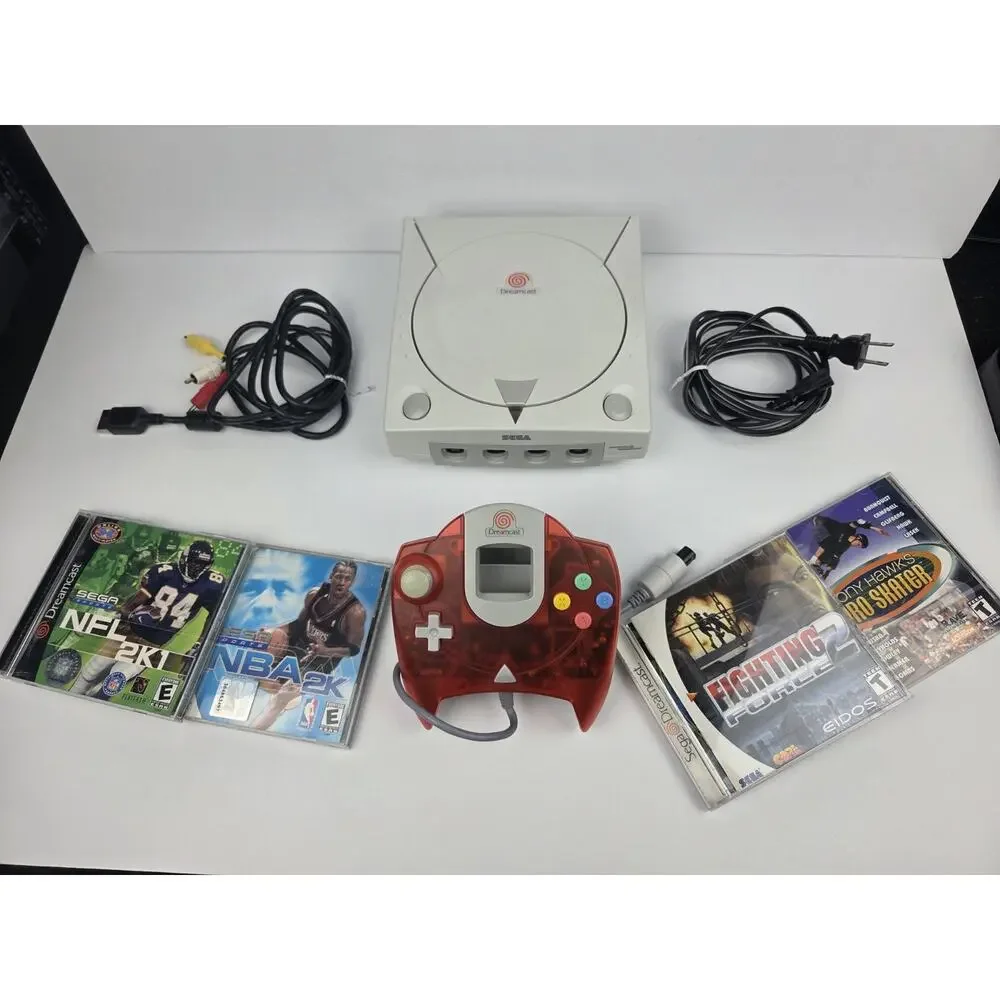 Sega Dreamcast Console HKT-3020 BUNDLE (Includes Controller & Cables + 4 Games)